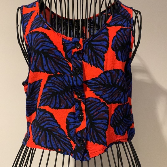 Bright crop - Picture 4 of 5